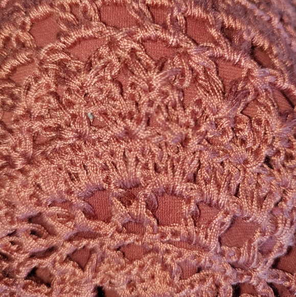 🆕Xhilaration | Crocheted String Bikini Top Mauve Women's  Size XL - Picture 2 of 8